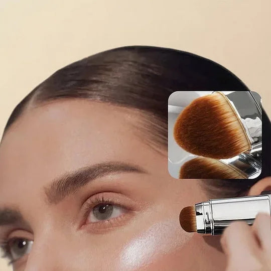 Fondotinta Liquido 2-in-1 che Cambia Colore – Idratante Illuminante Adattivo