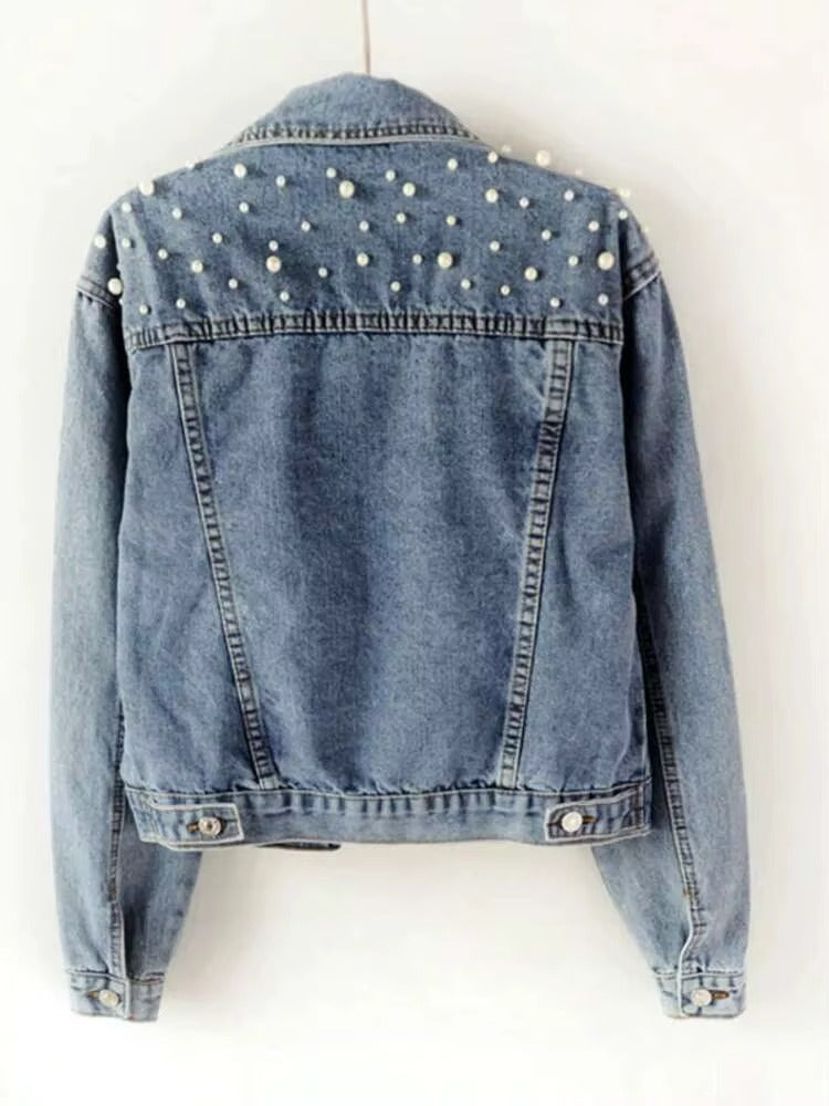 Giacca Denim con dettagli in Perle  –  Urban Elegance